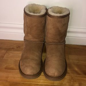 Classic short II chestnut sheepskin ugg boots